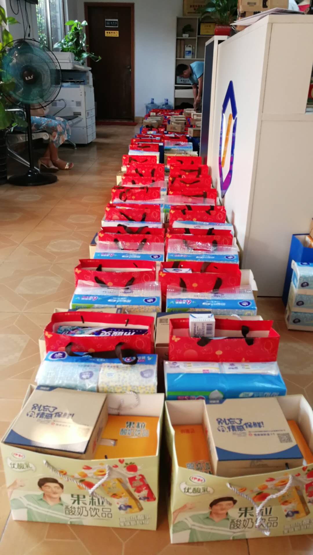 中秋福利,利騰達公司,歡度中秋節